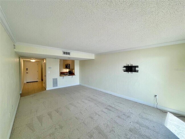 Building Photo - 1361 Snell Isle Blvd NE