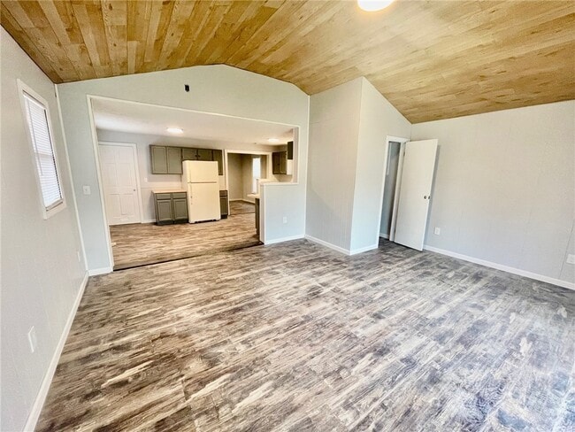 Building Photo - 223 E Filbert St