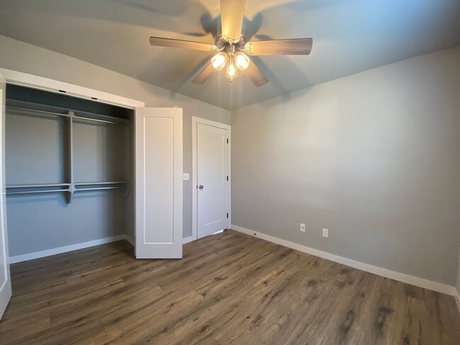 Building Photo - Stunning 3 bed 2.5 bath for rent in Coweta!!