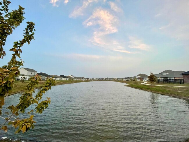 Building Photo - Beautiful 4 bedroom home in Baton Rouge