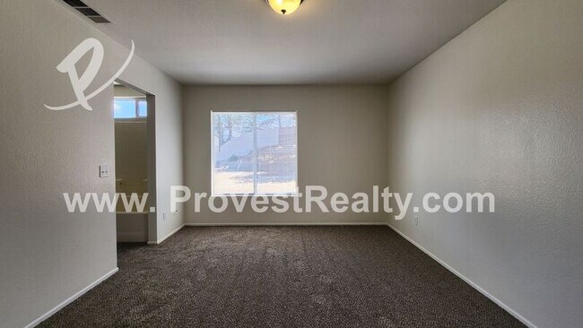 Building Photo - 14471 Queen Valley Rd