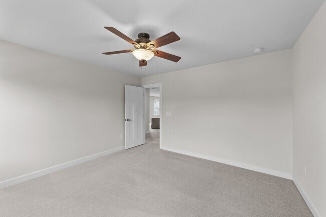 Building Photo - 3700 Horton Hill Dr