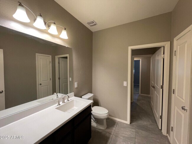 Building Photo - 22507 E Creosote Dr