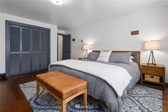 Building Photo - $1000 Rent Credit with 12 Month Lease! Spa...