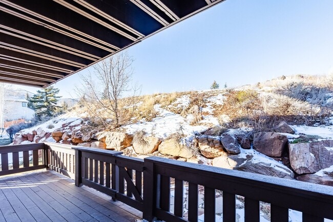 Building Photo - 8430 Pointe Rd