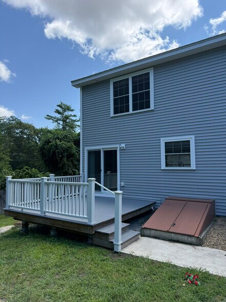 Building Photo - 86 Reservoir Dr