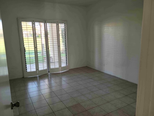 Building Photo - 67360 S Chimayo Dr