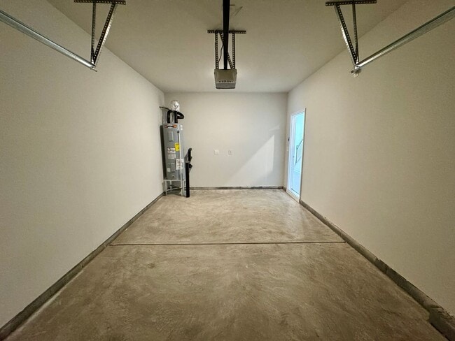 Building Photo - Brand New, 3BR/2.5BA Townhouse in Monroe