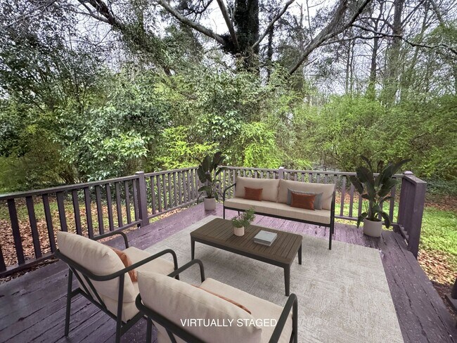 Building Photo - 158 VFW Dr