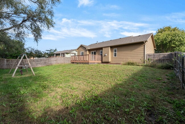 Building Photo - 11907 W Jewell St