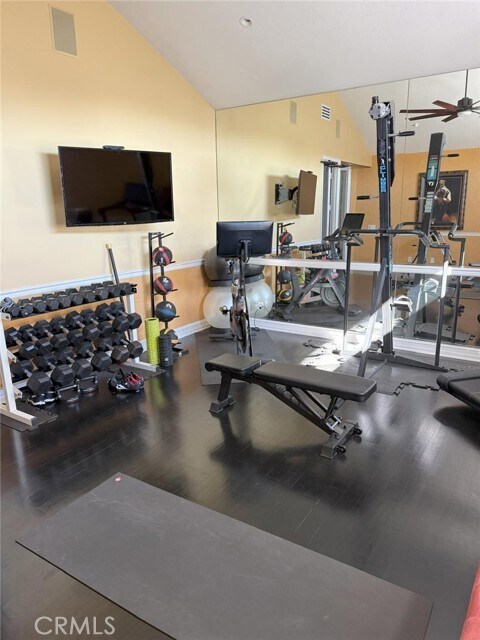 Building Photo - 2281 Orchard Dr