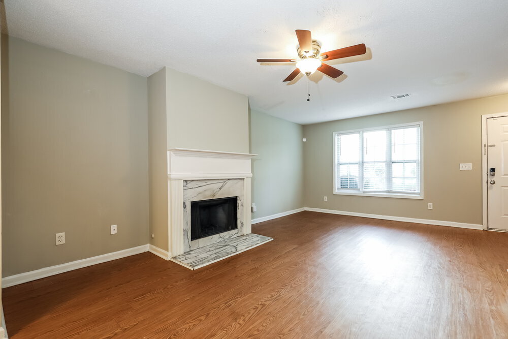 Building Photo - 11081 Knotty Pine Pl