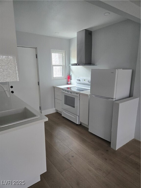 Building Photo - 1000 Lewis Ave