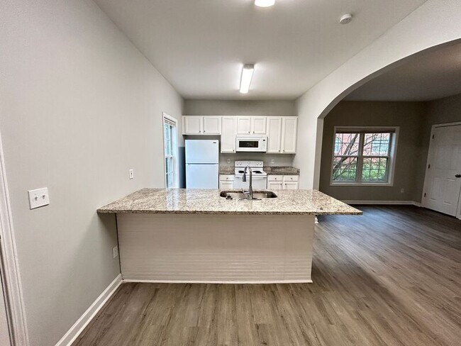 Building Photo - 190 Stanhope Cir NW