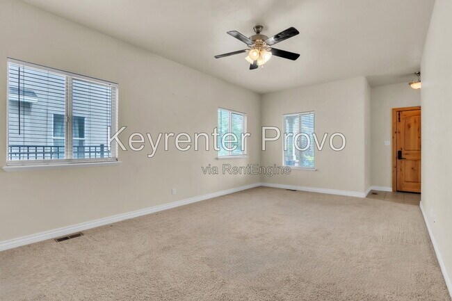 Building Photo - 4098 Hayes Cir
