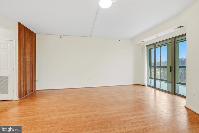 Building Photo - 3100 N Leisure World Blvd