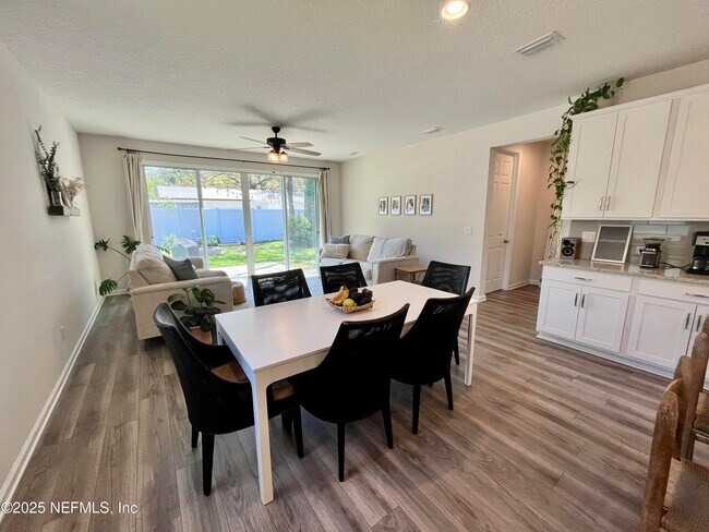 Building Photo - 2274 Lincoln Sendero Trail