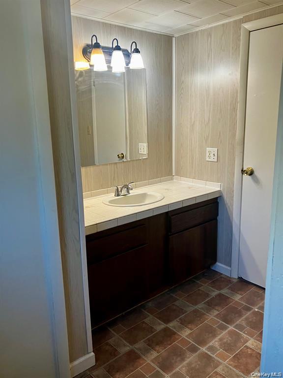 Building Photo - 87 W Peenpack Trail