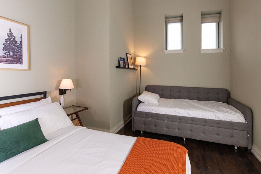 Building Photo - 225 E Michigan St