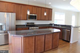 Building Photo - 107 Poinsettia Wy