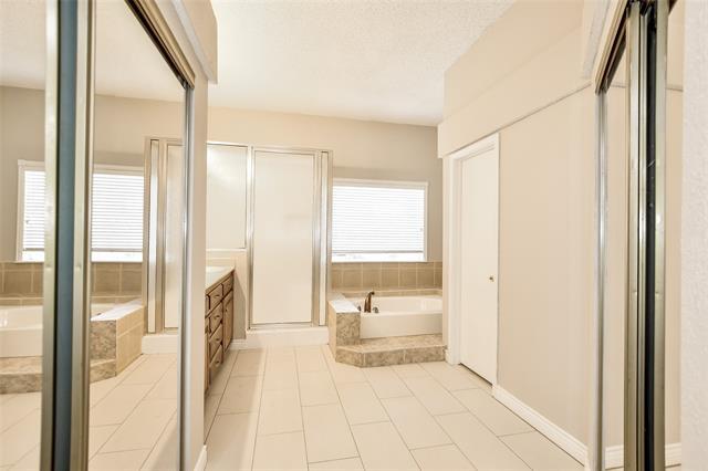 Building Photo - 8017 Weatherly Dr