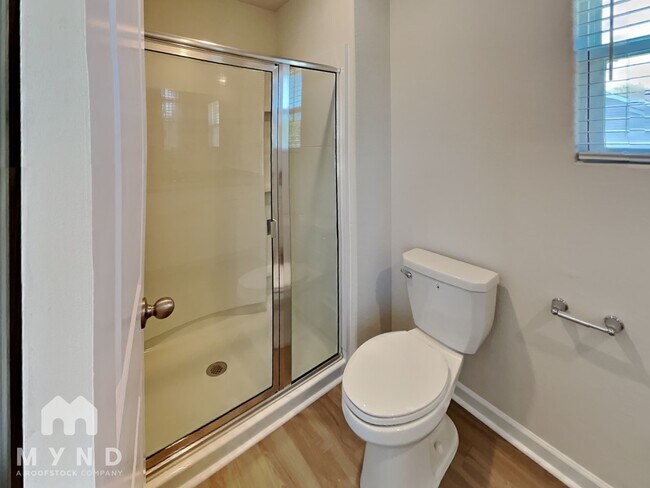 Building Photo - 168 Taverners Ln