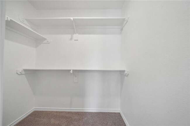 Building Photo - 515 16th St
