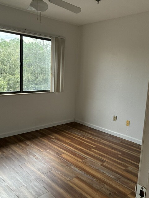 Building Photo - 7821 Maplewood Dr