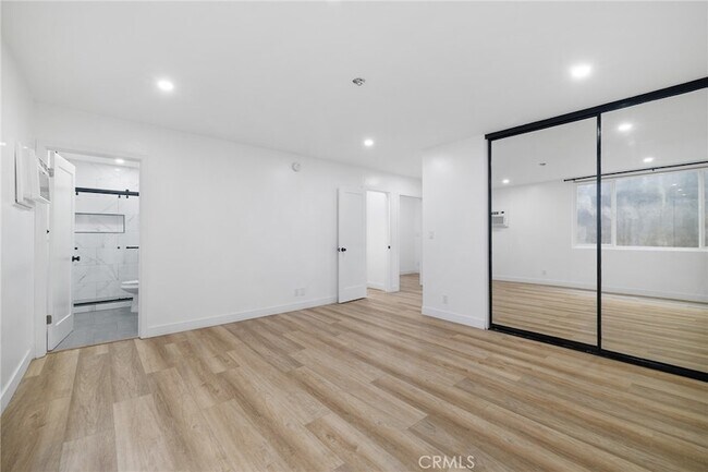 Building Photo - 17000 Burbank Blvd