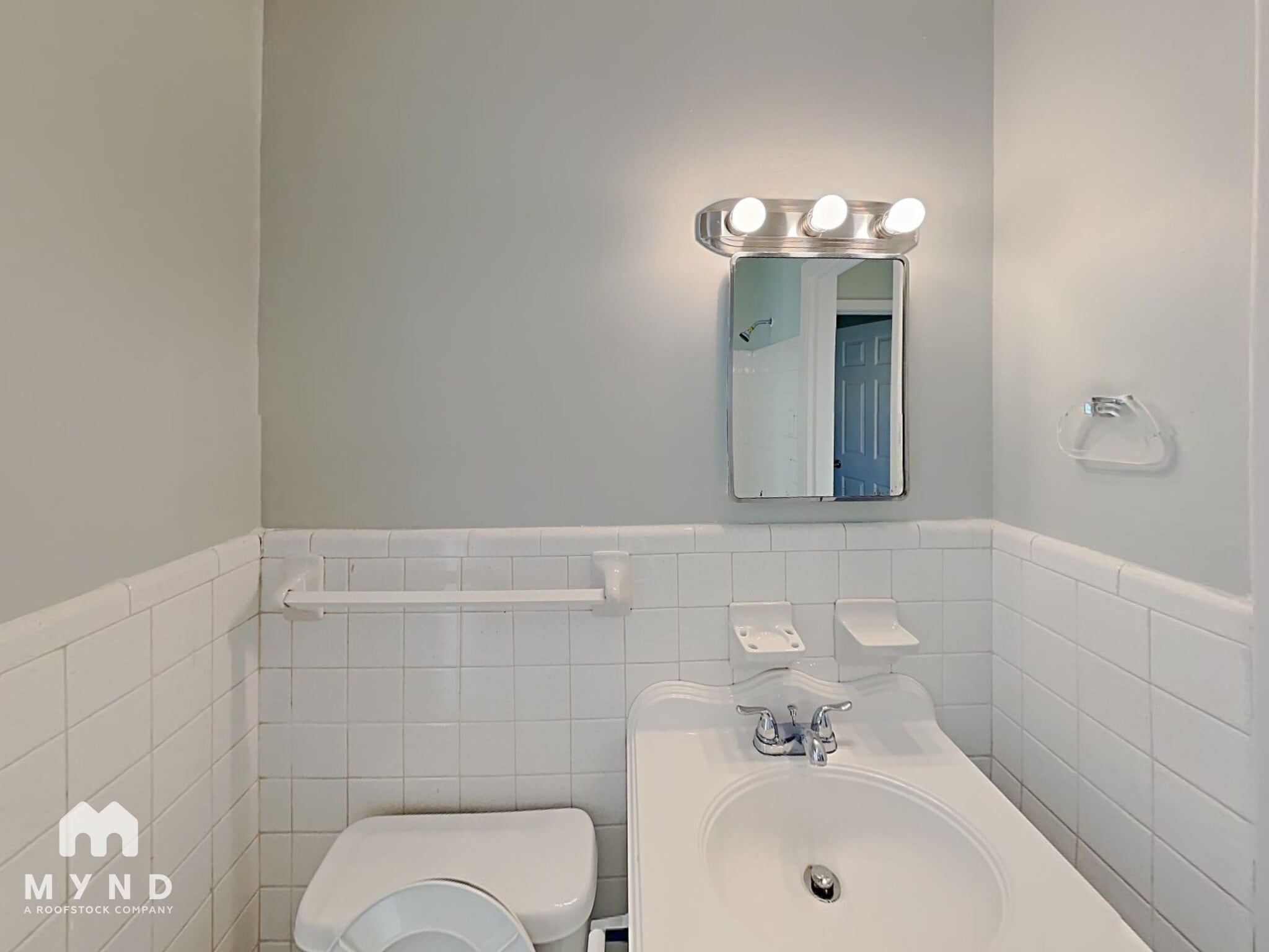 Building Photo - 813 Westfield Dr