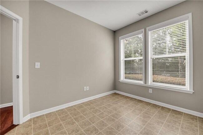 Building Photo - 501 Grove Field Ct NW