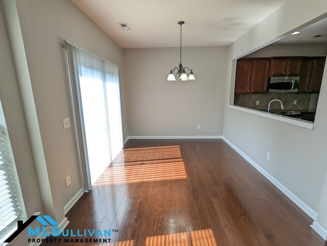 Building Photo - 8219 Saltwood Pl