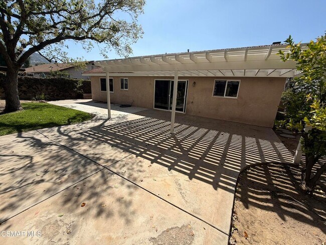 Building Photo - 6465 Danette St