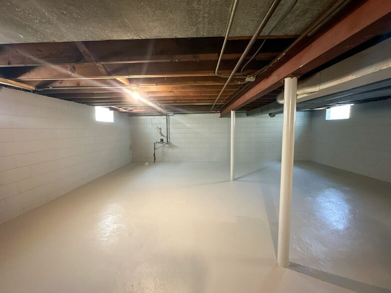 Building Photo - 3152 N 42nd Pl