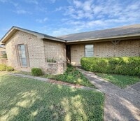 Building Photo - G 100-102 Gruver Circle
