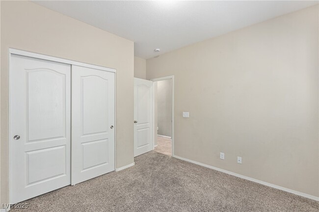 Building Photo - 7605 Lake Fork Peak St