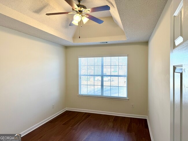 Building Photo - 1980 Sawgrass Dr