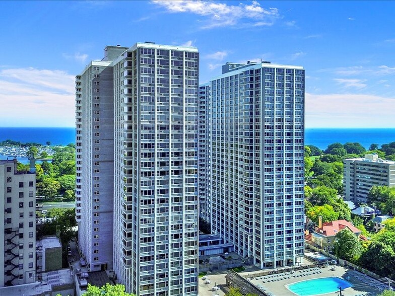 Building Photo - 4250 N Marine Dr