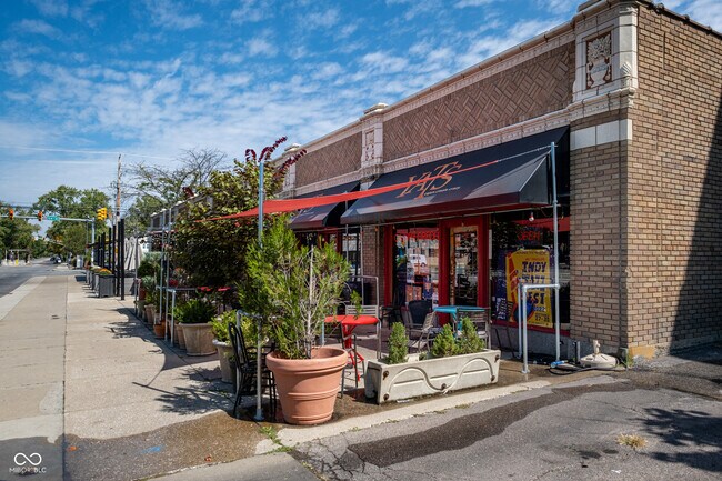 Building Photo - 5348 Winthrop Ave