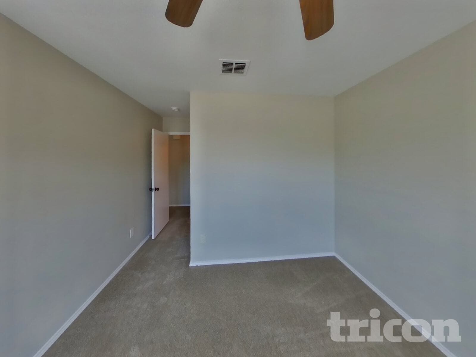 Building Photo - 1441 Pine Ln