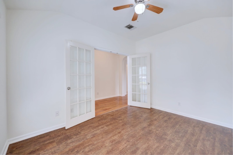 Building Photo - 1912 Avante Dr