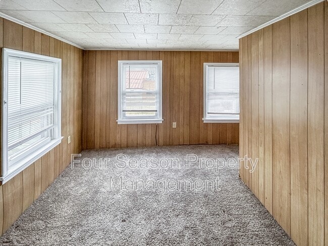 Building Photo - 631 Washington Ave