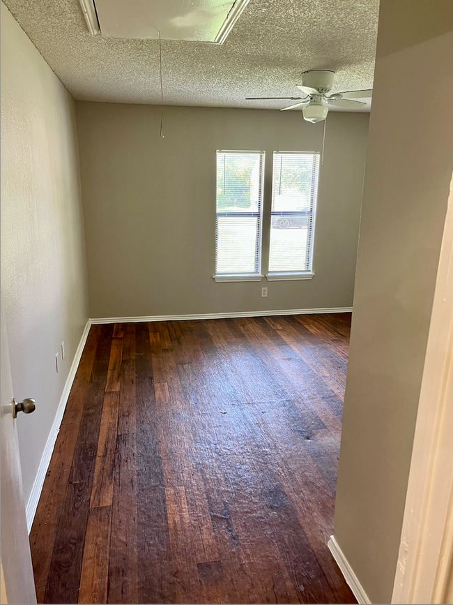Building Photo - 7717 Corina Dr