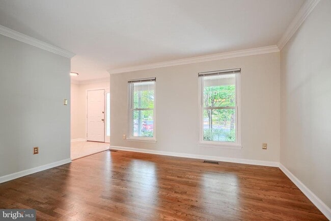 Building Photo - 7804 Montreal Ct