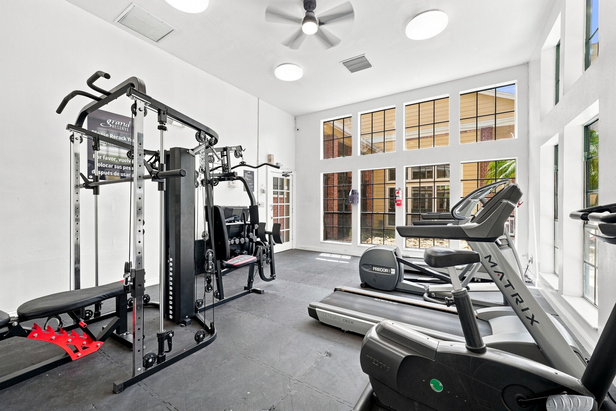 Building Photo - 8630 Mallard Reserve Dr