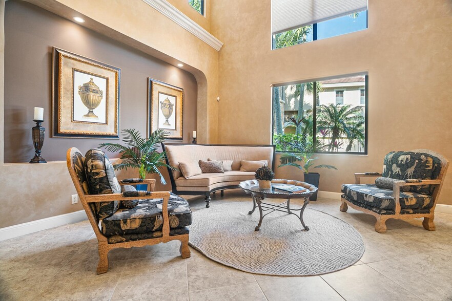 Building Photo - 3484 Collonade Dr