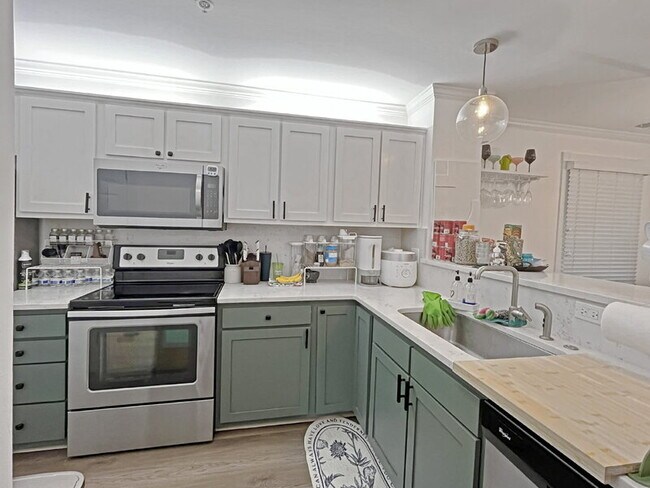 Building Photo - 429 Montgomery St