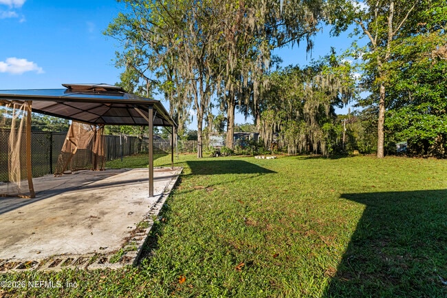 Building Photo - 2389 Hilly Rd