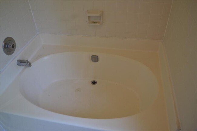 Building Photo - 1591 Willow Bend Way