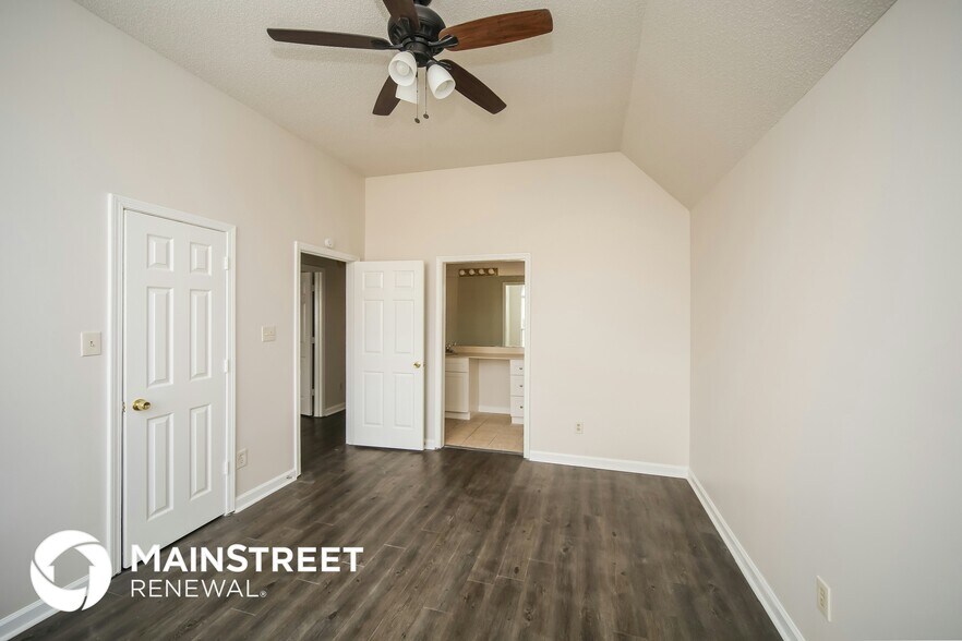 Building Photo - 7117 Gloucester Way Dr